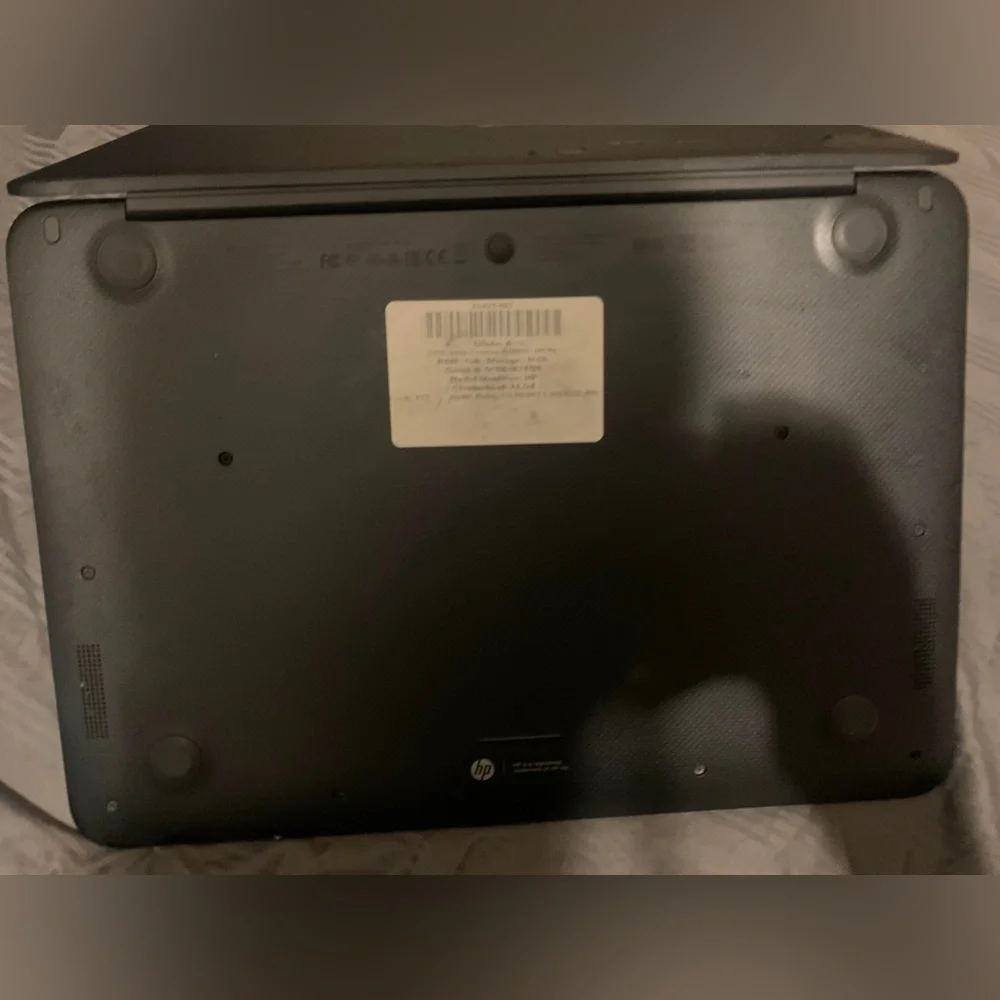 im selling an hp laptop.
